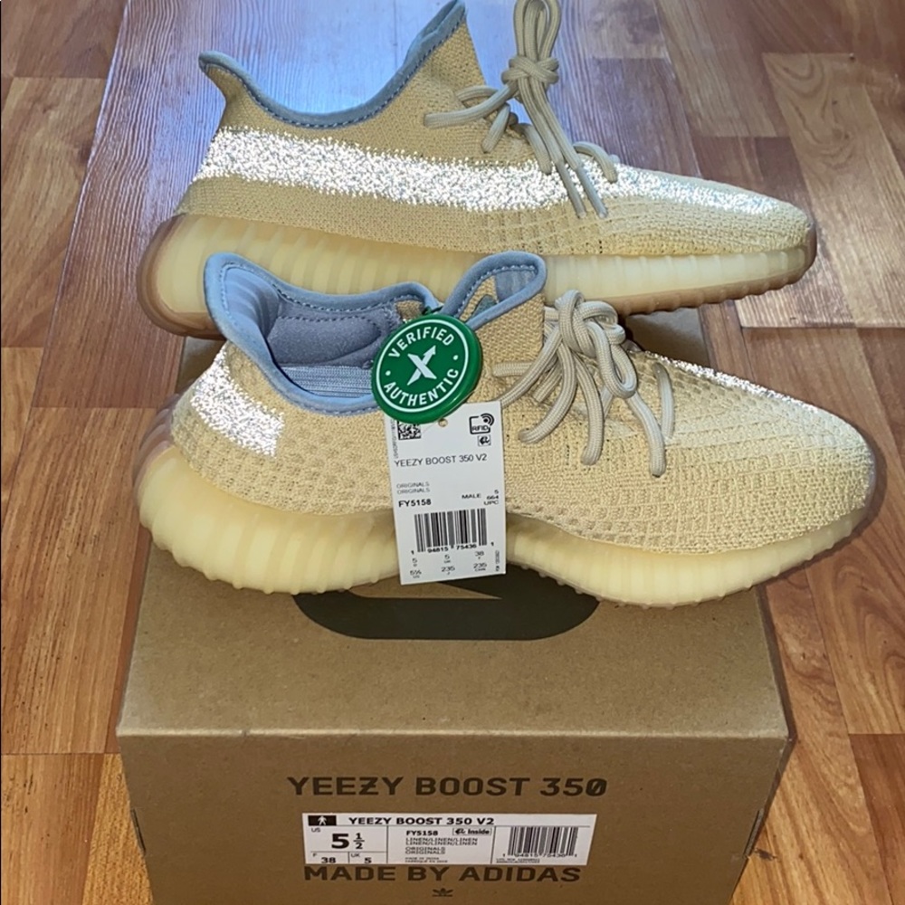 Yeezy Boost 360 Linen Adidas Size 5.5 (7 W)